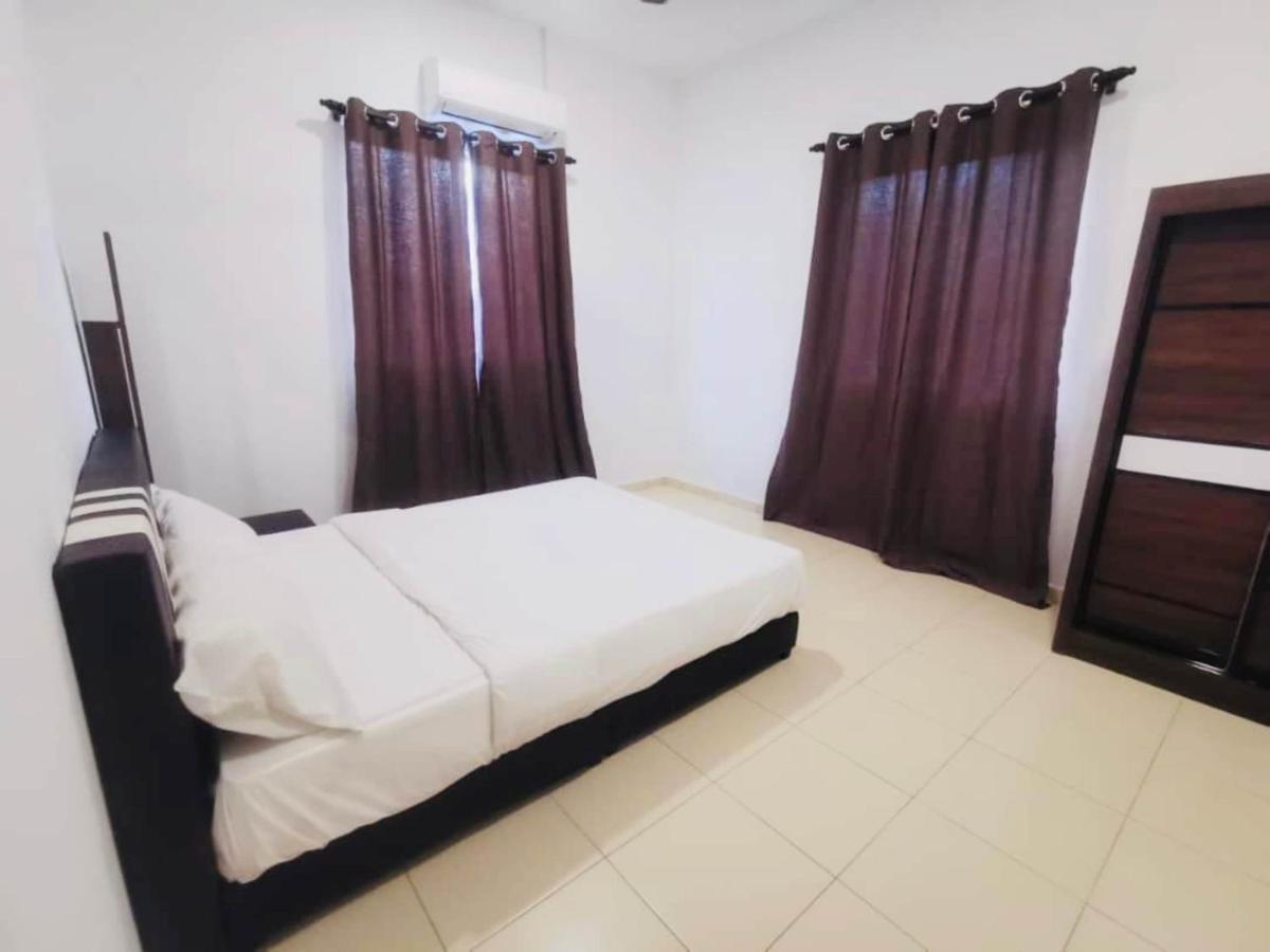 מואר Oyo Homes 90524 D'J Pegaso Serom Homestay מראה חיצוני תמונה