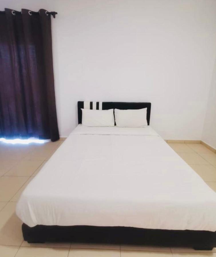 מואר Oyo Homes 90524 D'J Pegaso Serom Homestay מראה חיצוני תמונה